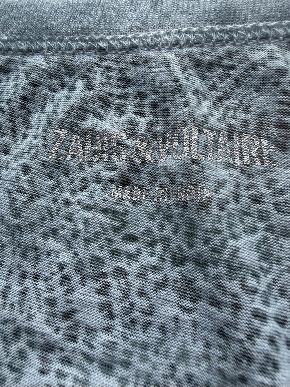 Zadig & Voltaire Time Burn Deep V Neck Short Sleeve Tee Shirt. Size Medium. - Picture 6 of 7